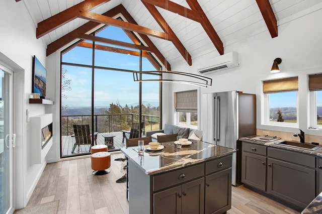 Blue Ridge Mini Lux Retreat 1