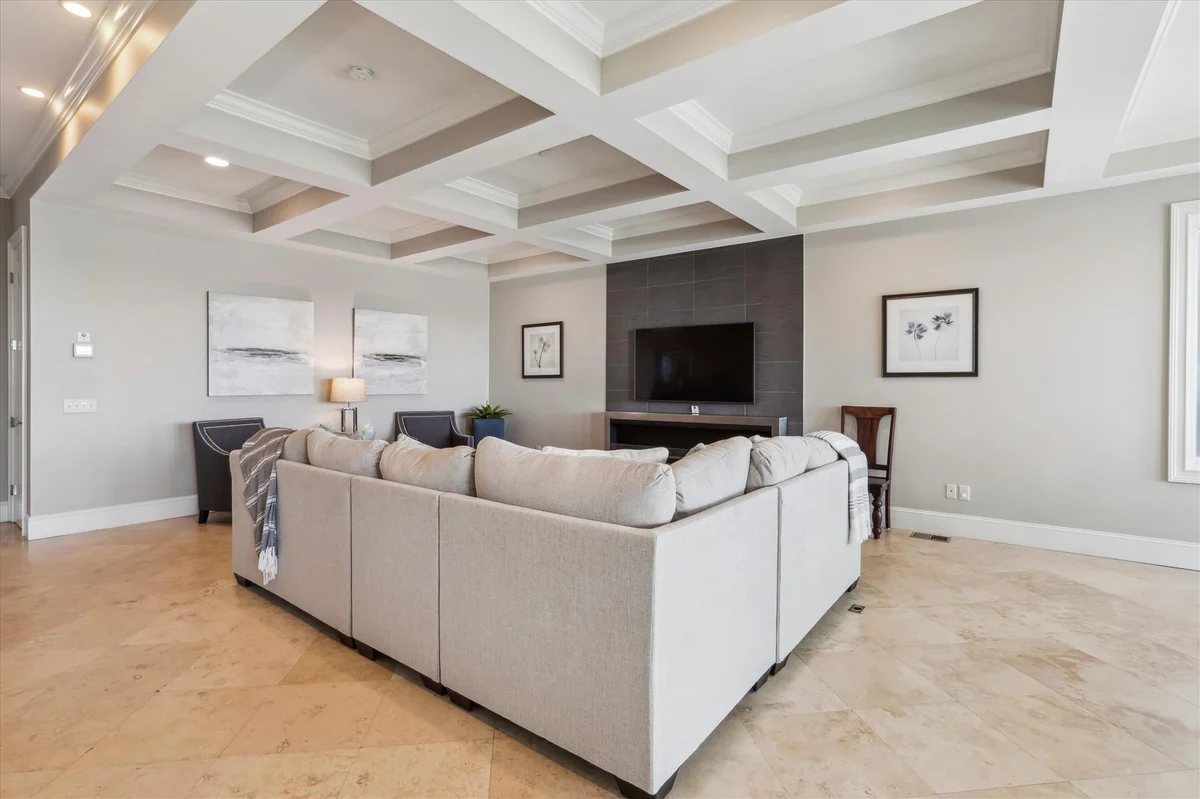 27 Singleton Beach Place #95