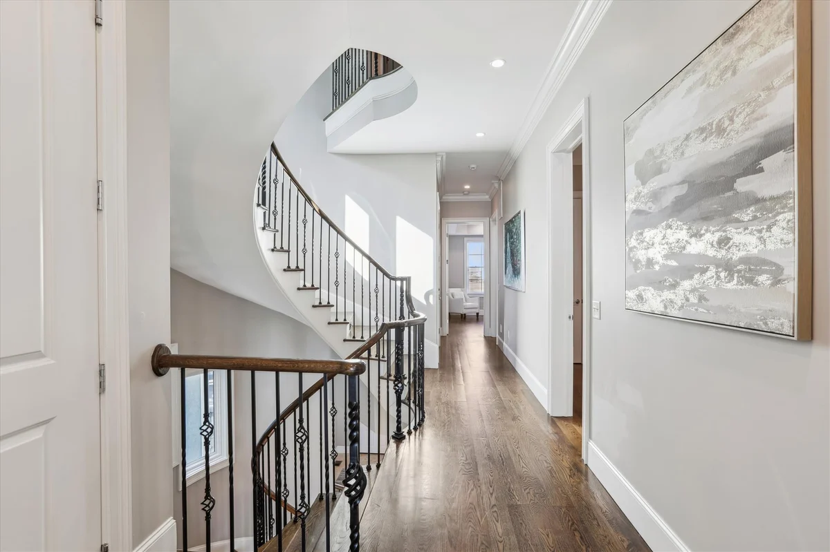 27 Singleton Beach Place #85