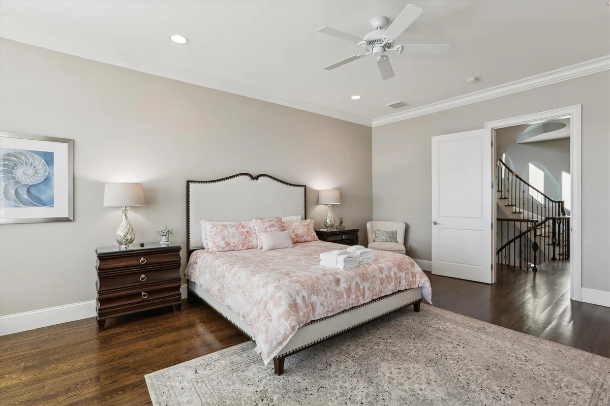 27 Singleton Beach Place #88