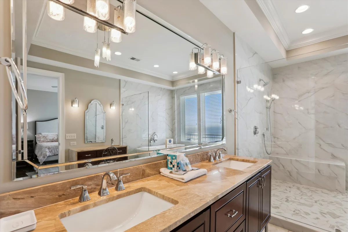 27 Singleton Beach Place #127