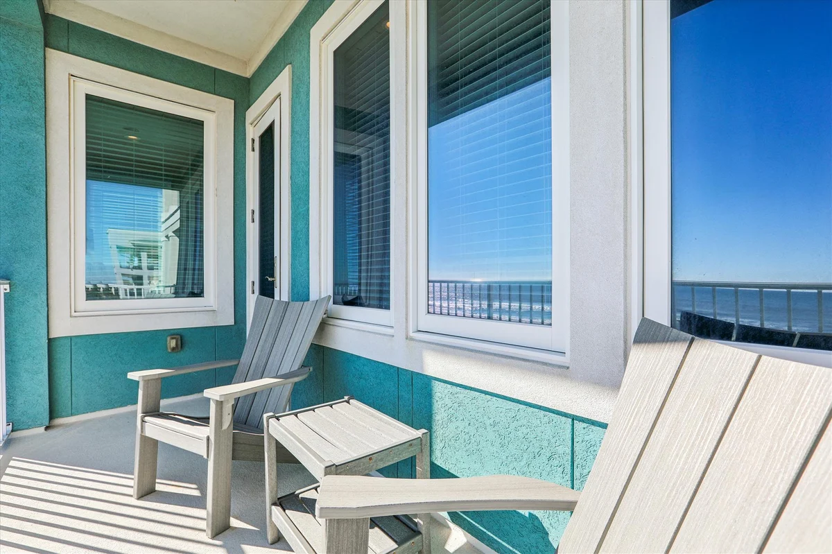 27 Singleton Beach Place #120