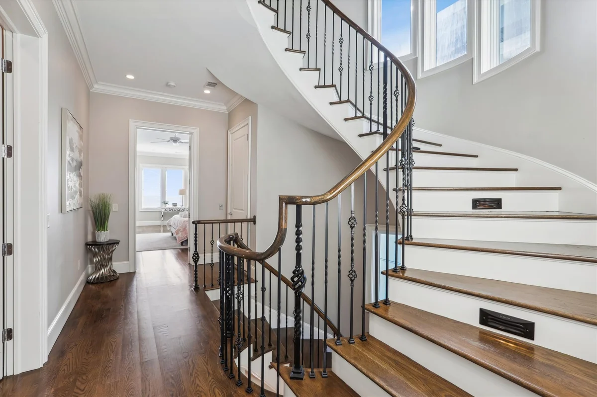 27 Singleton Beach Place #141