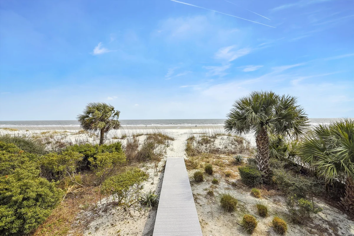 27 Singleton Beach Place #118