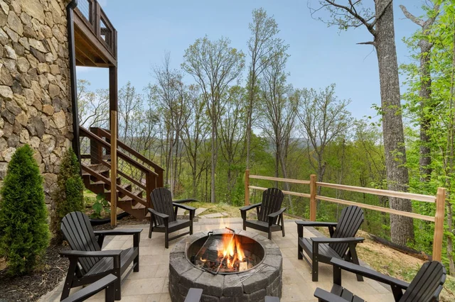 Blackberry Ridge Retreat #125