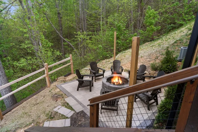 Blackberry Ridge Retreat #85