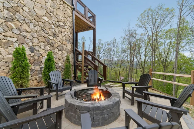 Blackberry Ridge Retreat #115