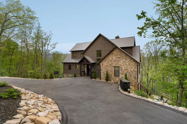 Blackberry Ridge Retreat #110
