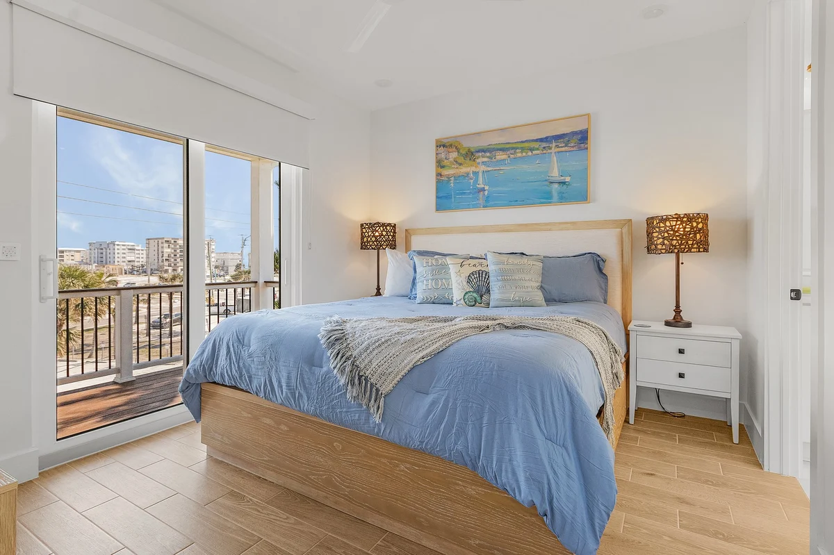 118 Luxury 4 Bed w/ Den 4.5 Bath | Heated Pool & Spa #33