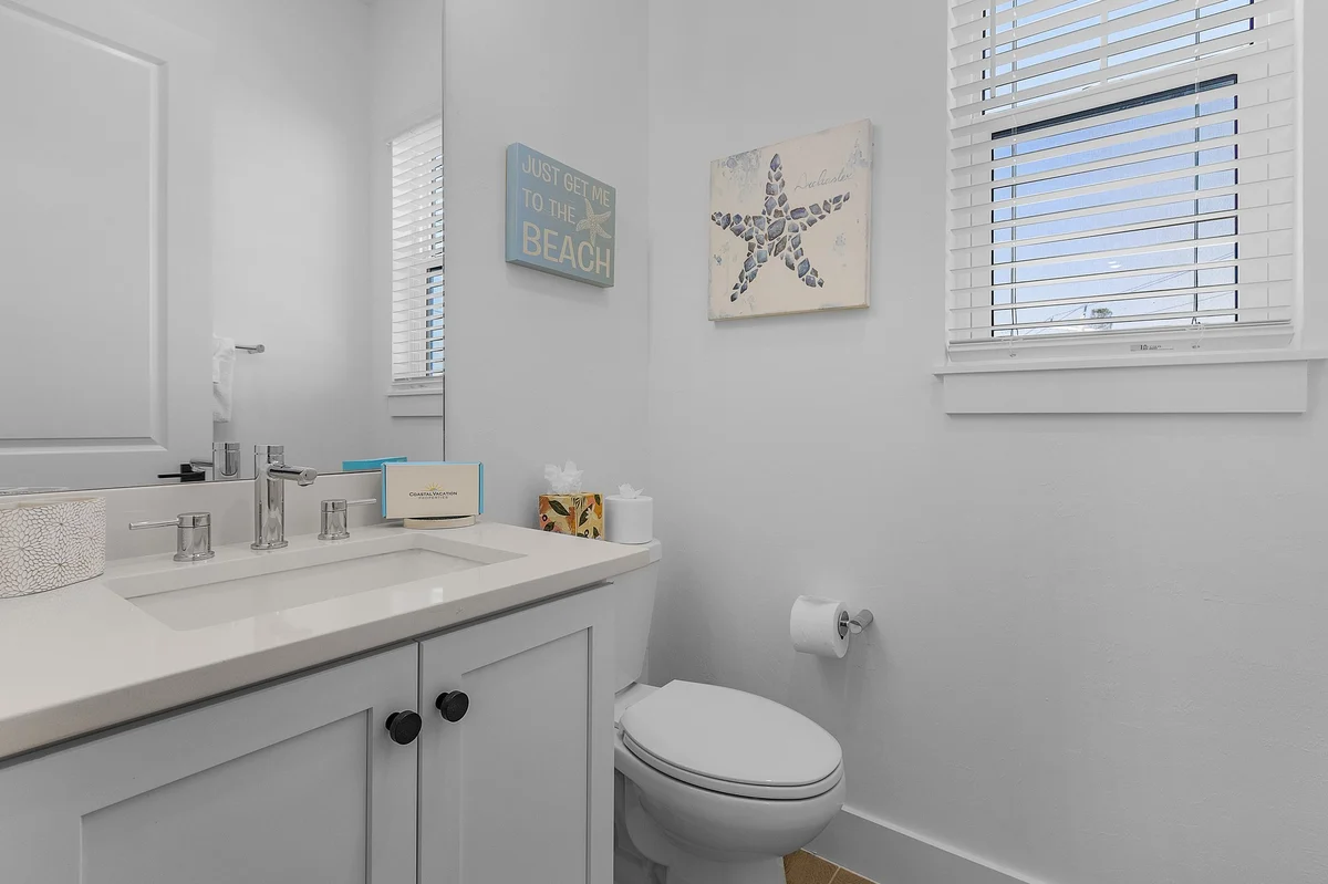 118 Luxury 4 Bed w/ Den 4.5 Bath | Heated Pool & Spa #50