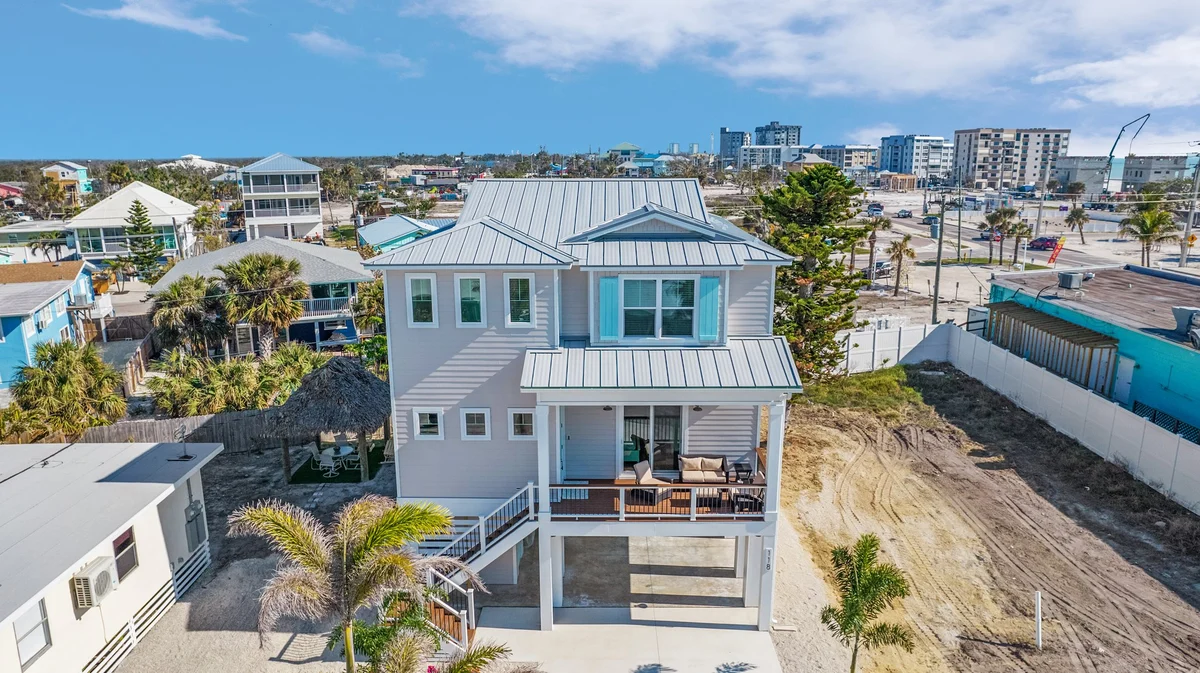 118 Luxury 4 Bed w/ Den 4.5 Bath | Heated Pool & Spa #43