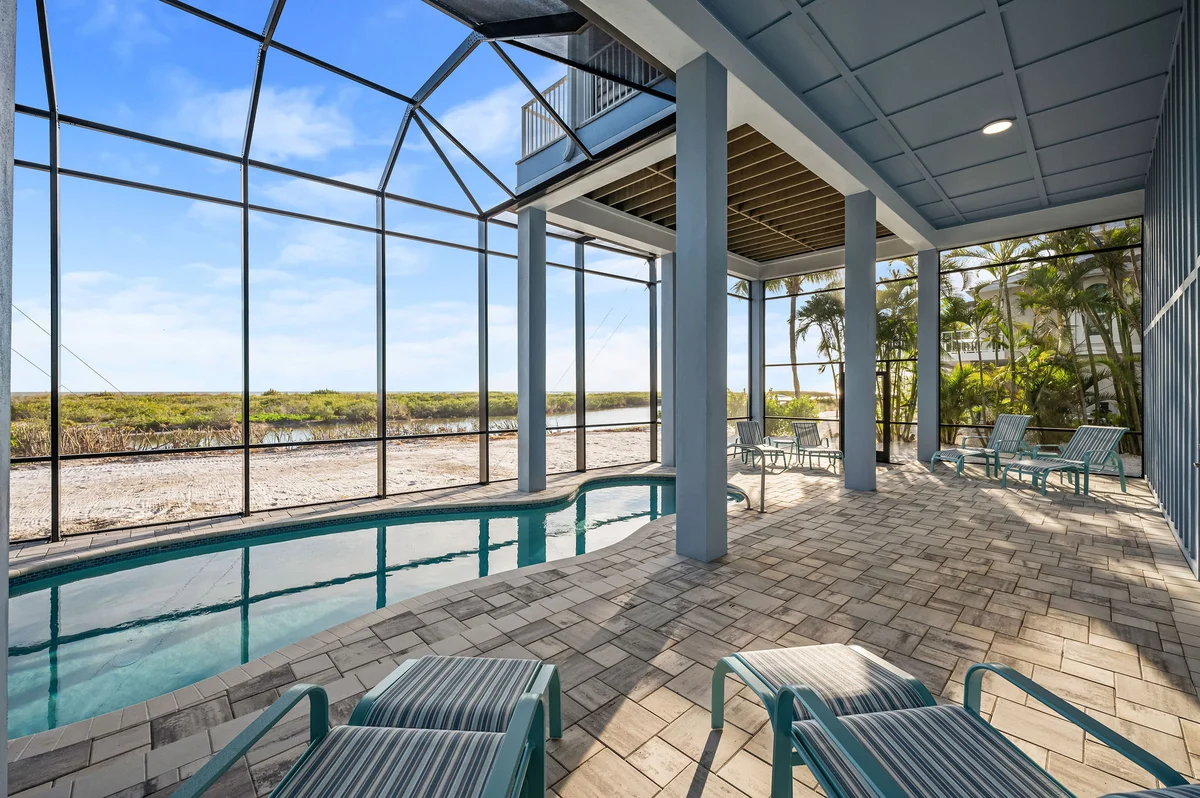 8214 Papa's Boat House Private Beach House: Heated Pool & Ocean #45