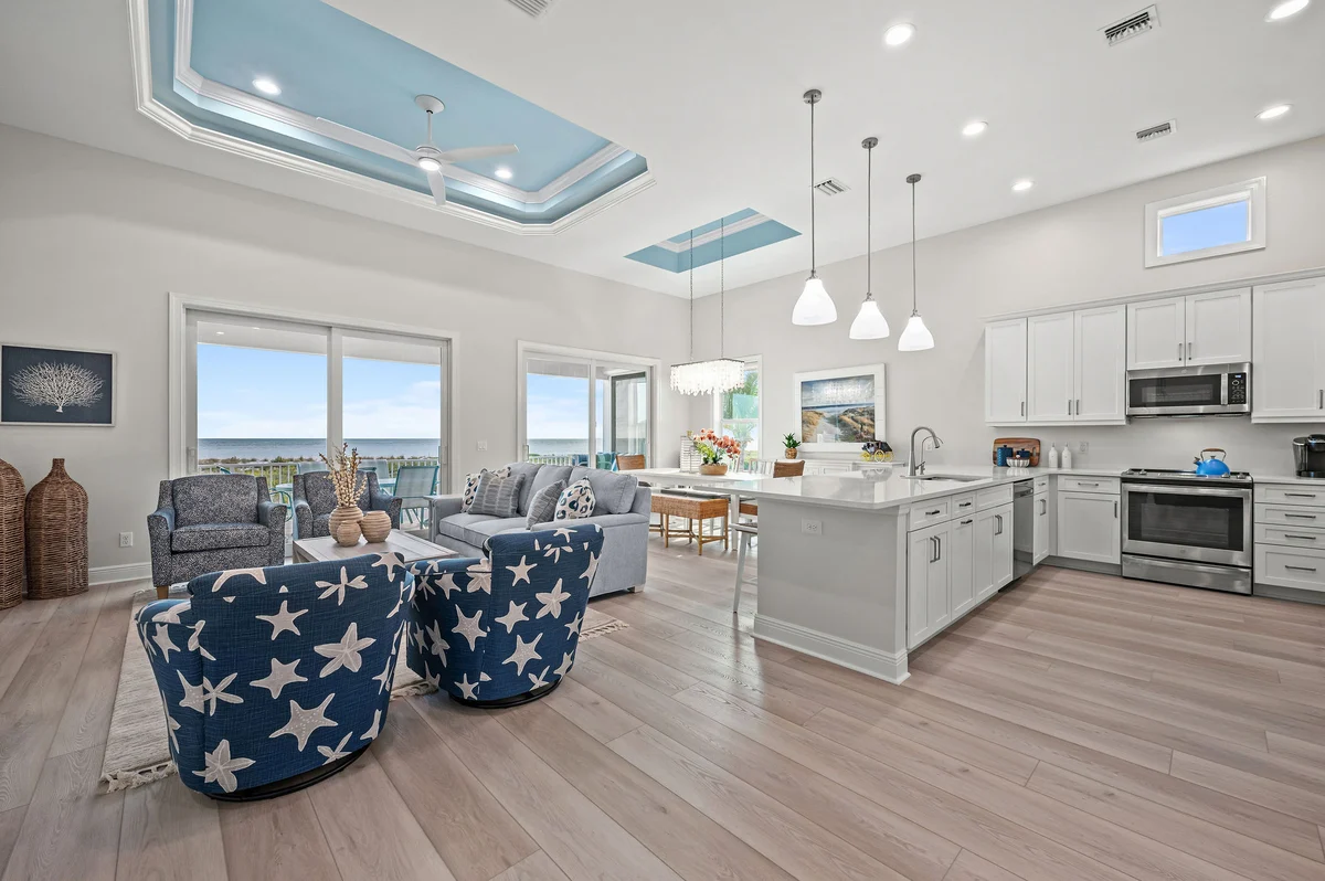 8214 Papa's Boat House Private Beach House: Heated Pool & Ocean #37