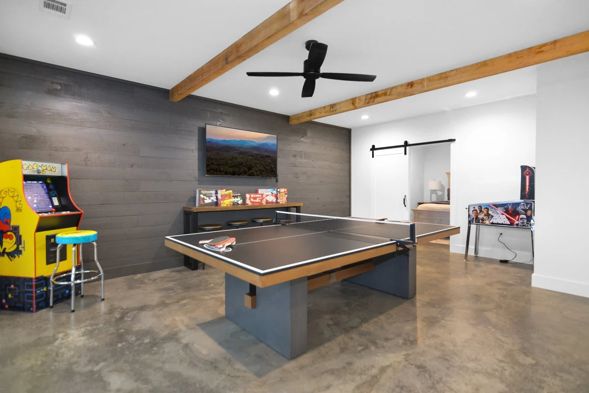 Mountain View Manor #108