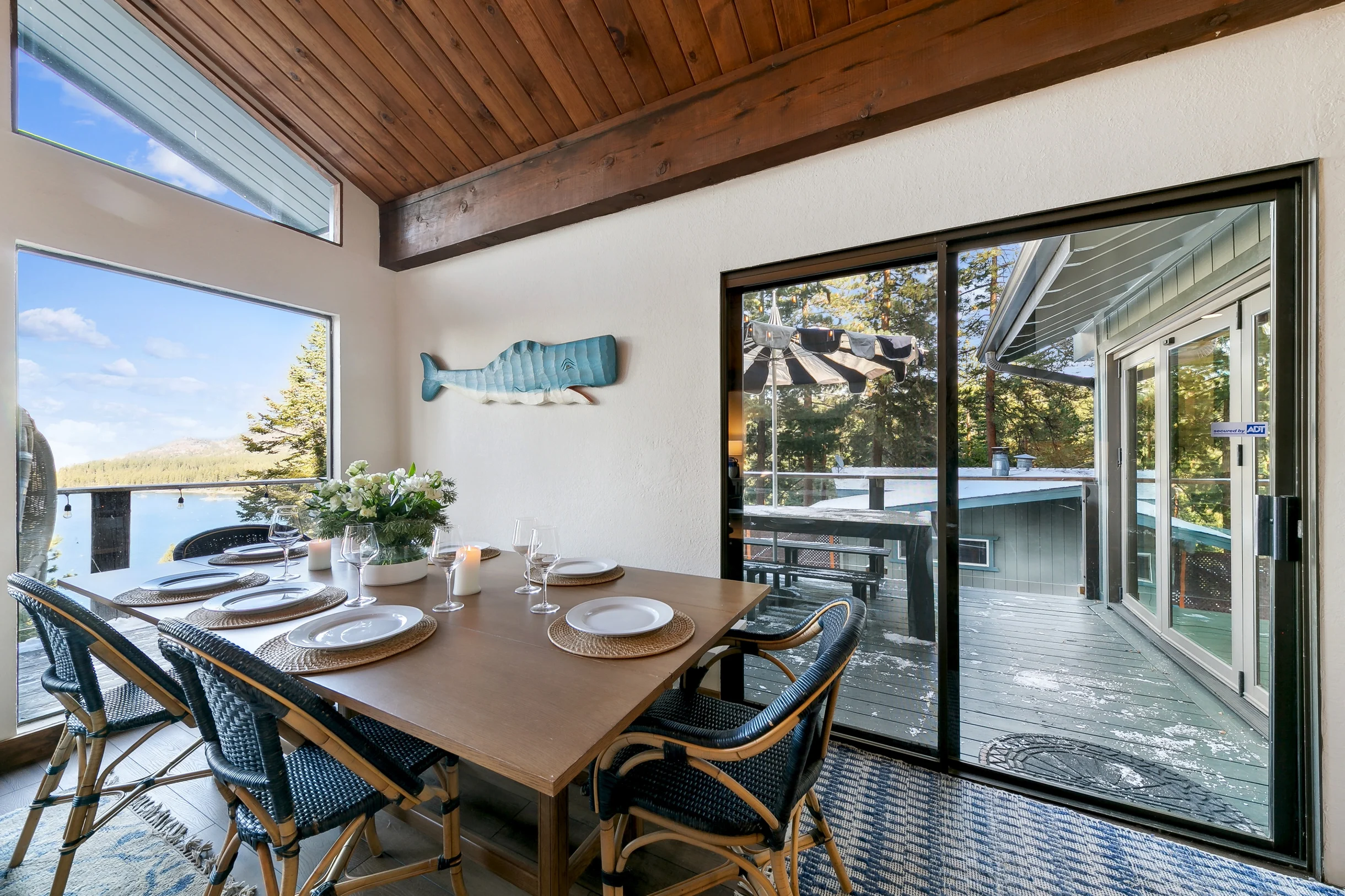 Heavenly lakeview home with hot tub and large kitchen Luxe42 #80