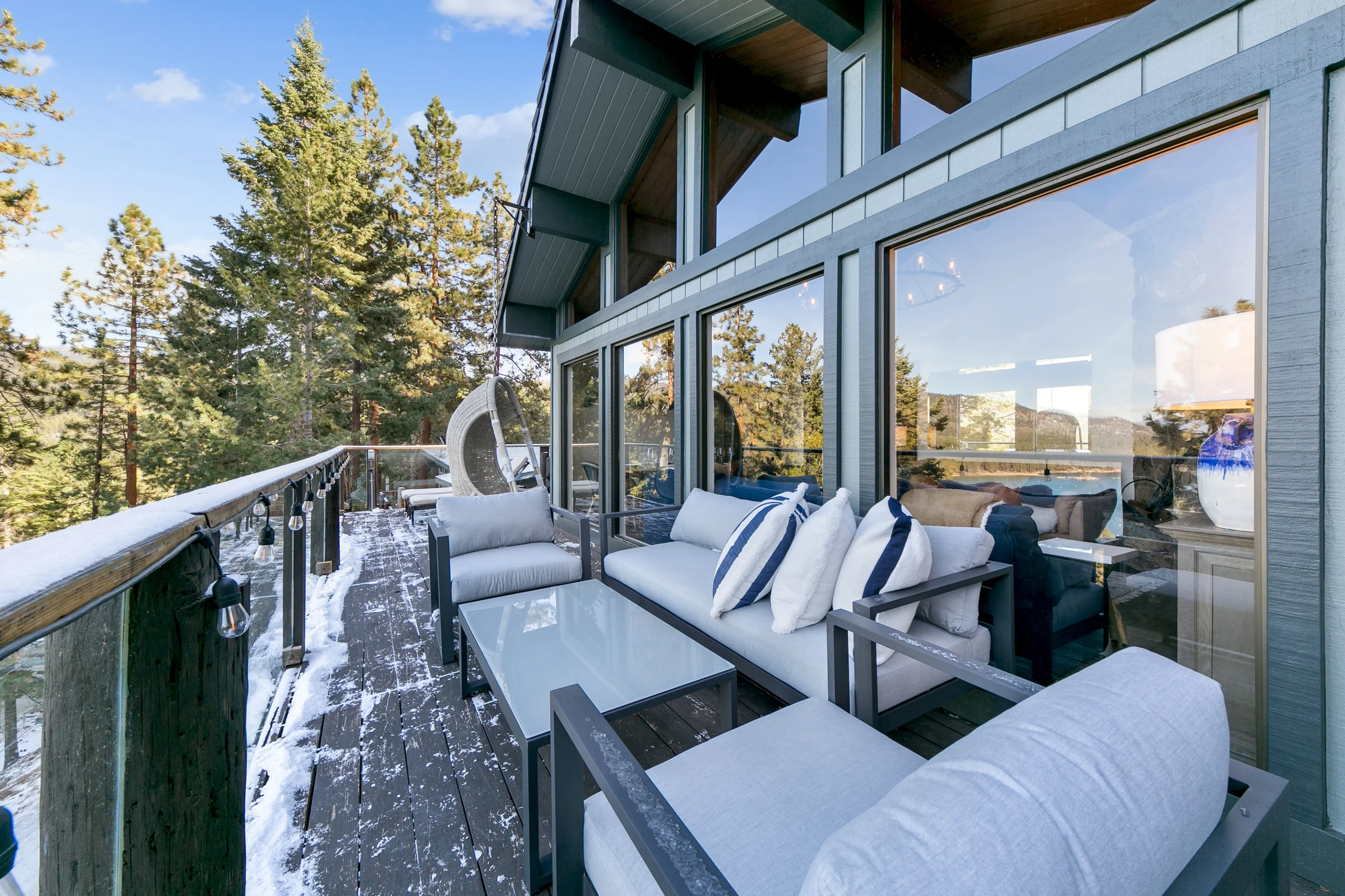 Heavenly lakeview home with hot tub and large kitchen Luxe42 #95