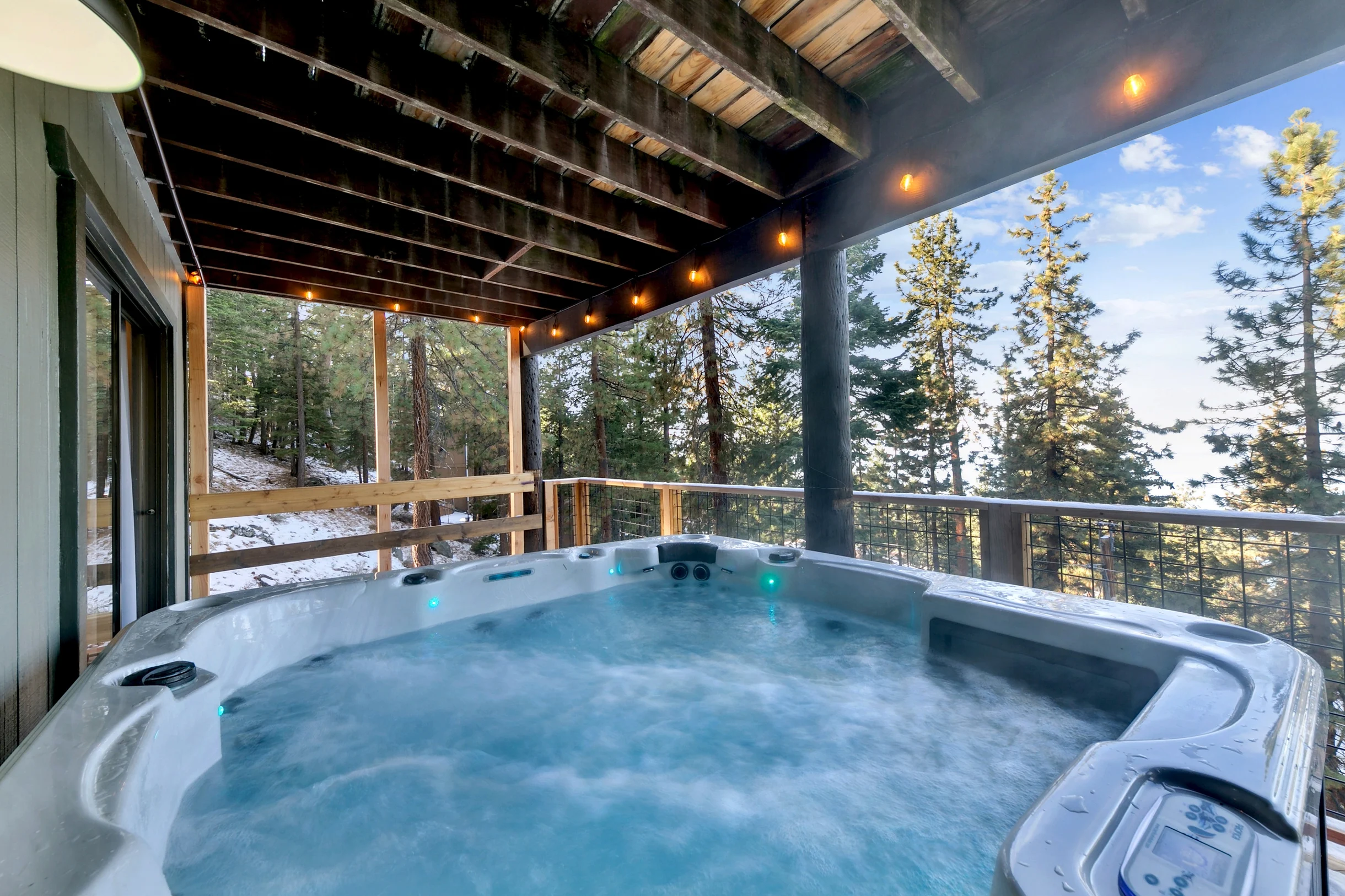 Heavenly lakeview home with hot tub and large kitchen Luxe42 #78