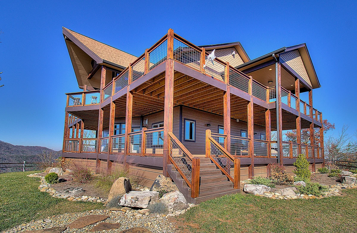 Elevated Living #82