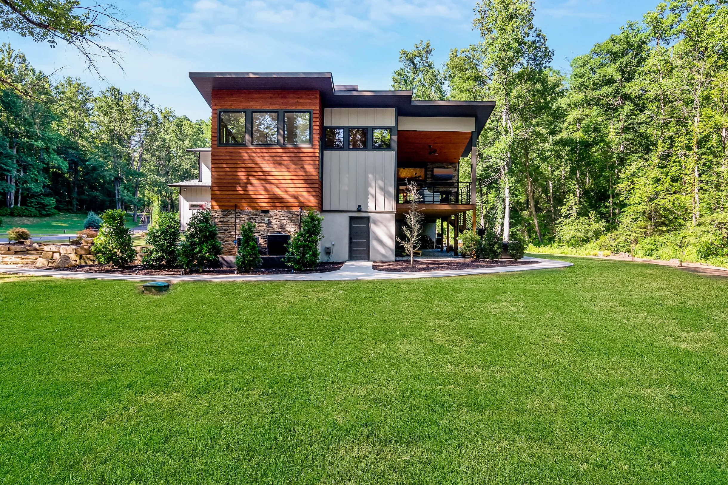 Creekside Manor #99