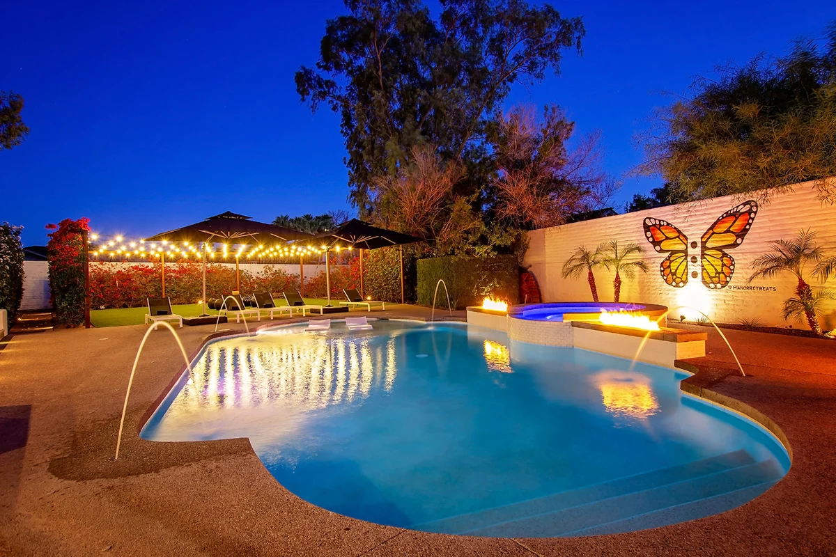 Manor on Camelback #128