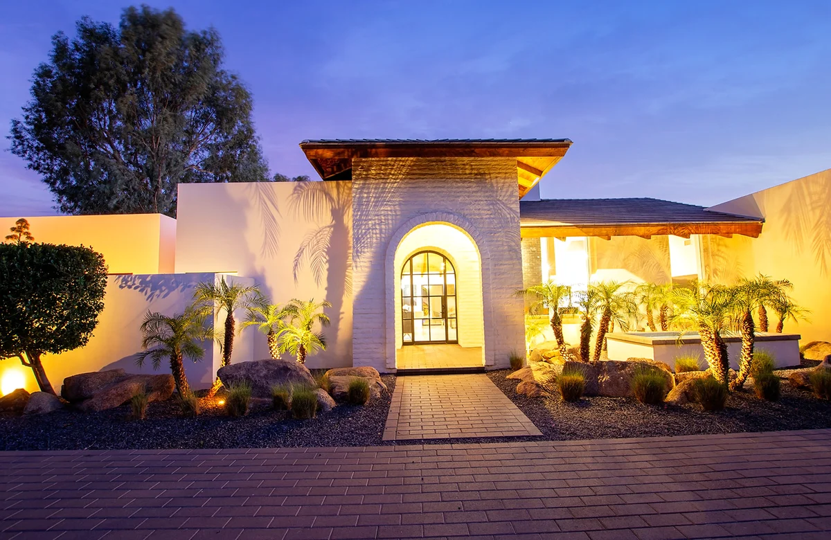 Manor on Camelback #136