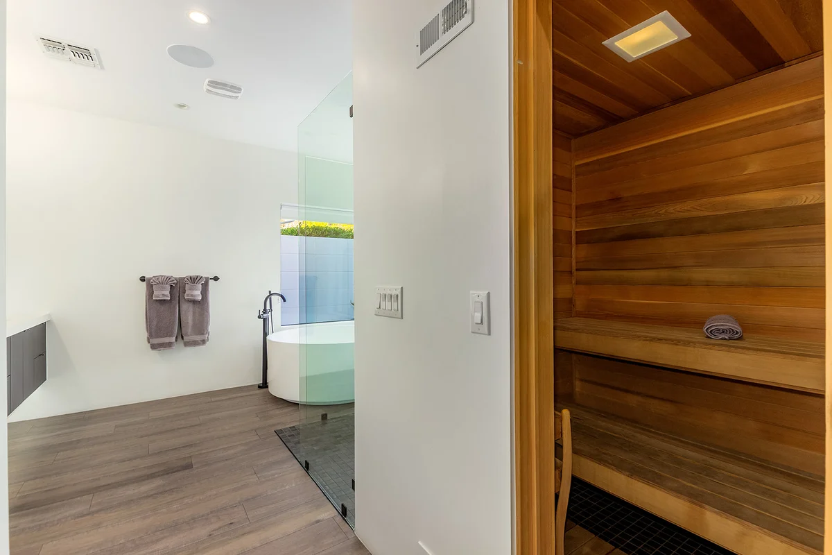 Manor on Camelback #185
