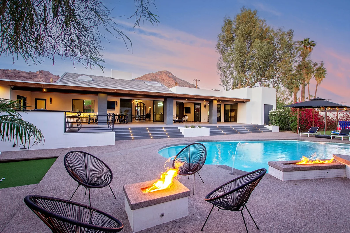 Manor on Camelback #203