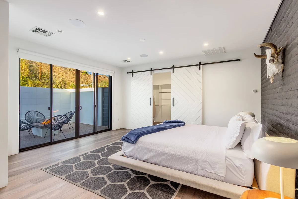 Manor on Camelback #175