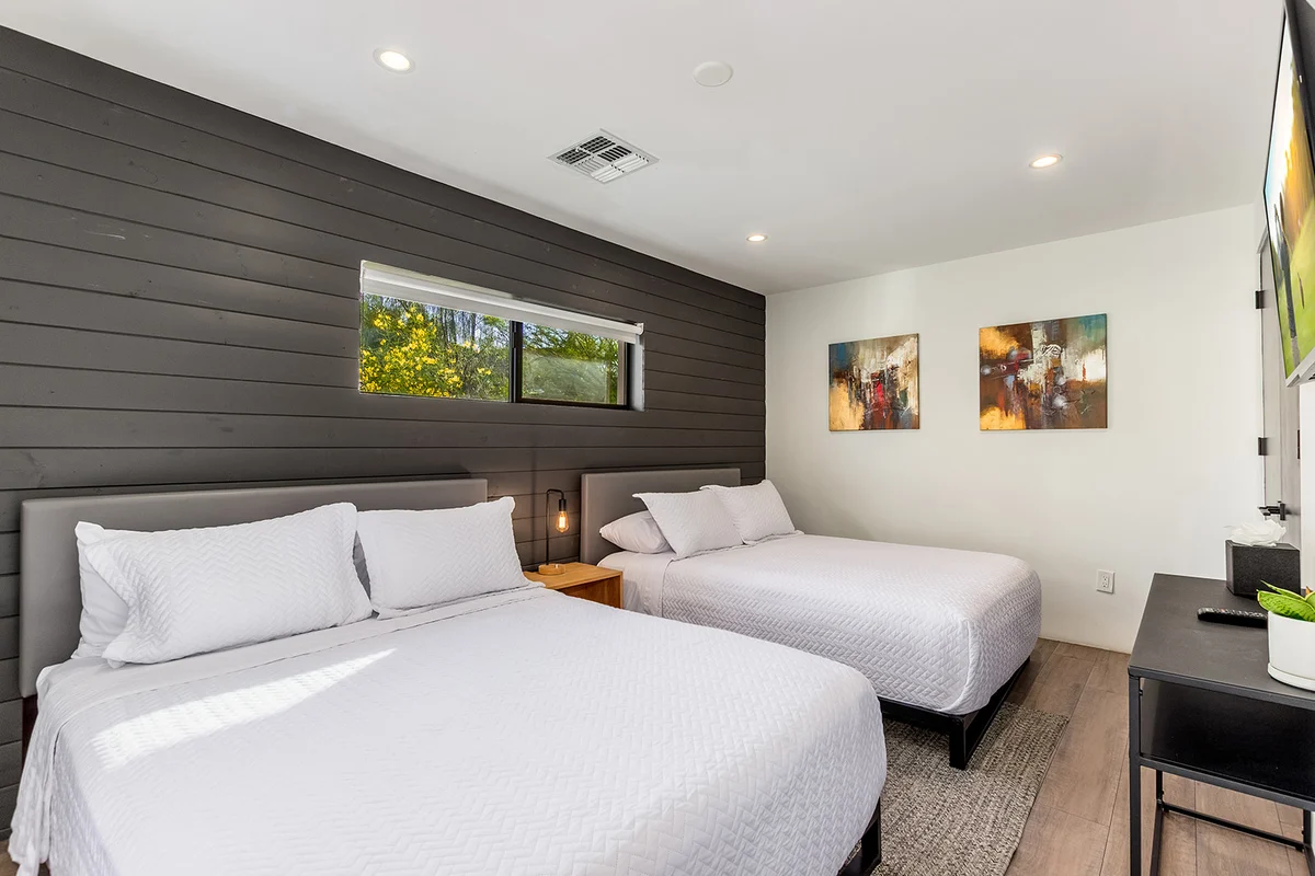 Manor on Camelback #220