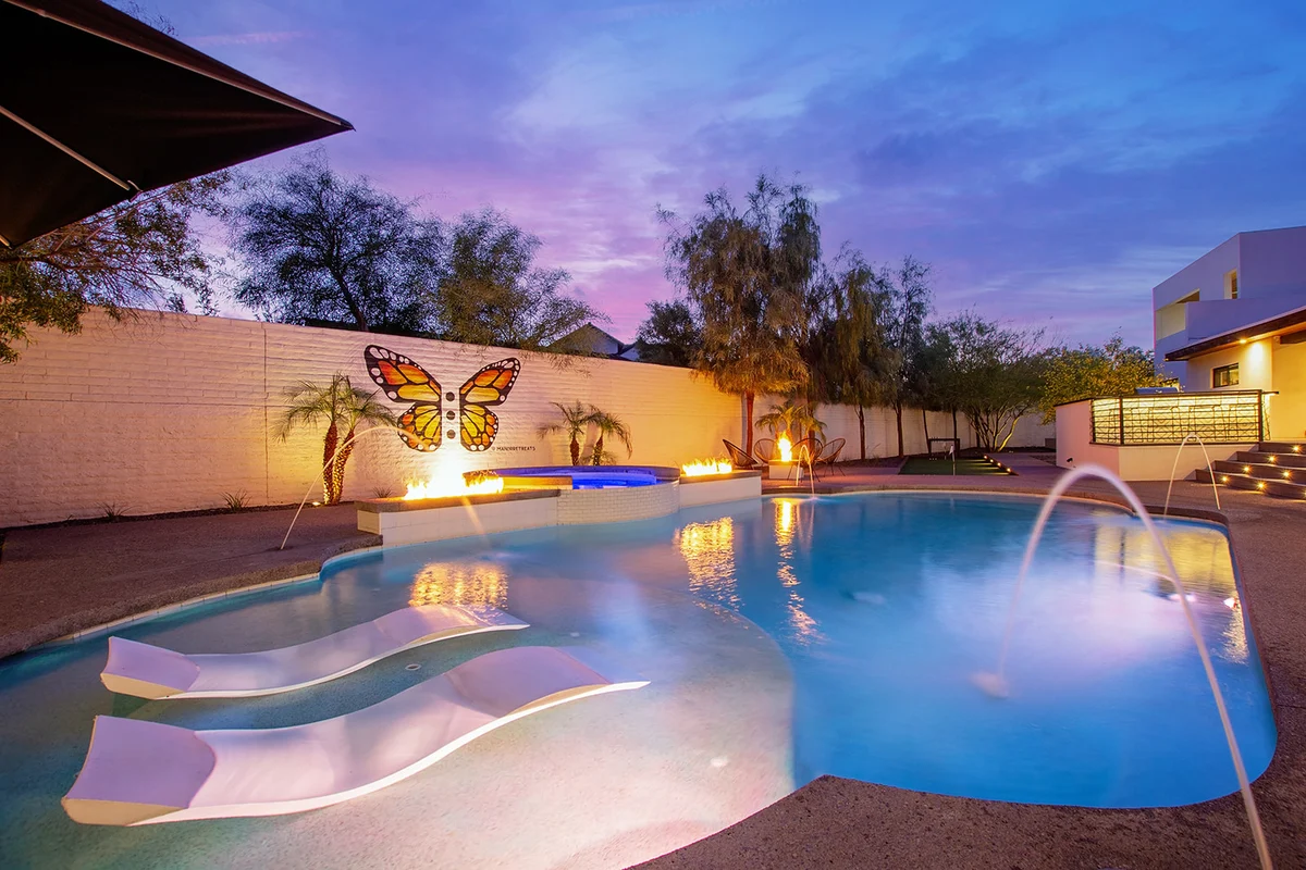 Manor on Camelback #177