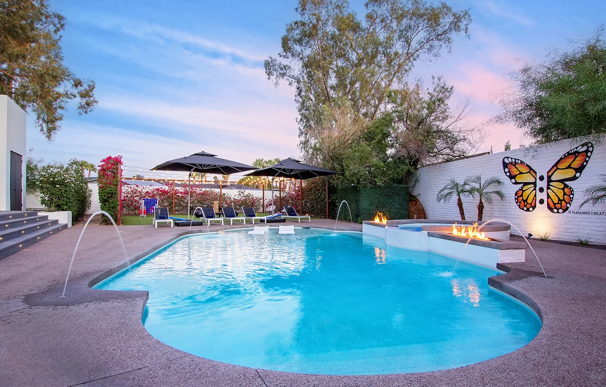 Manor on Camelback #207