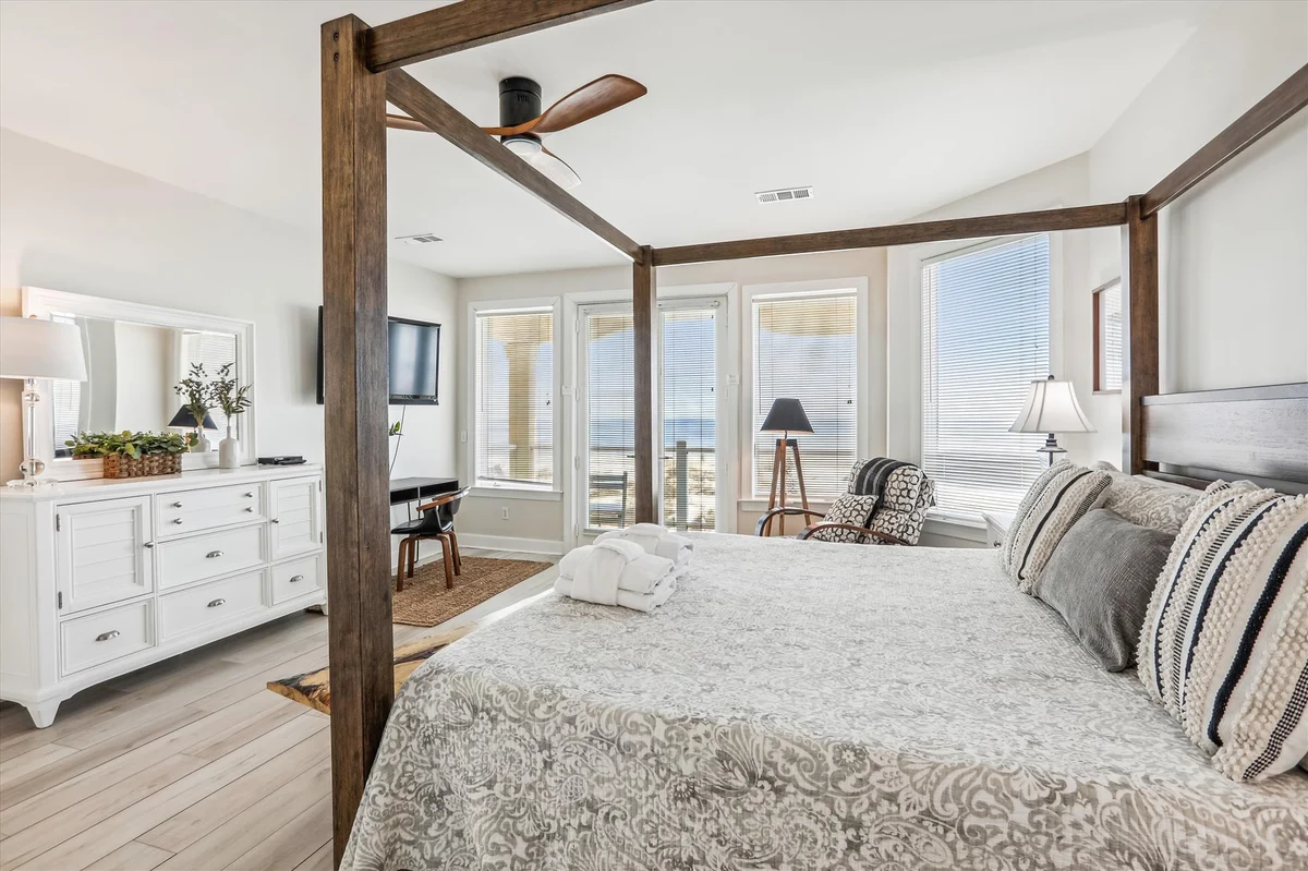 12 Collier Beach Road #70