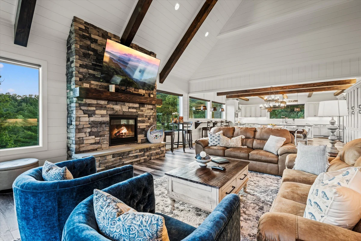 Firefly Mountain Retreat #77