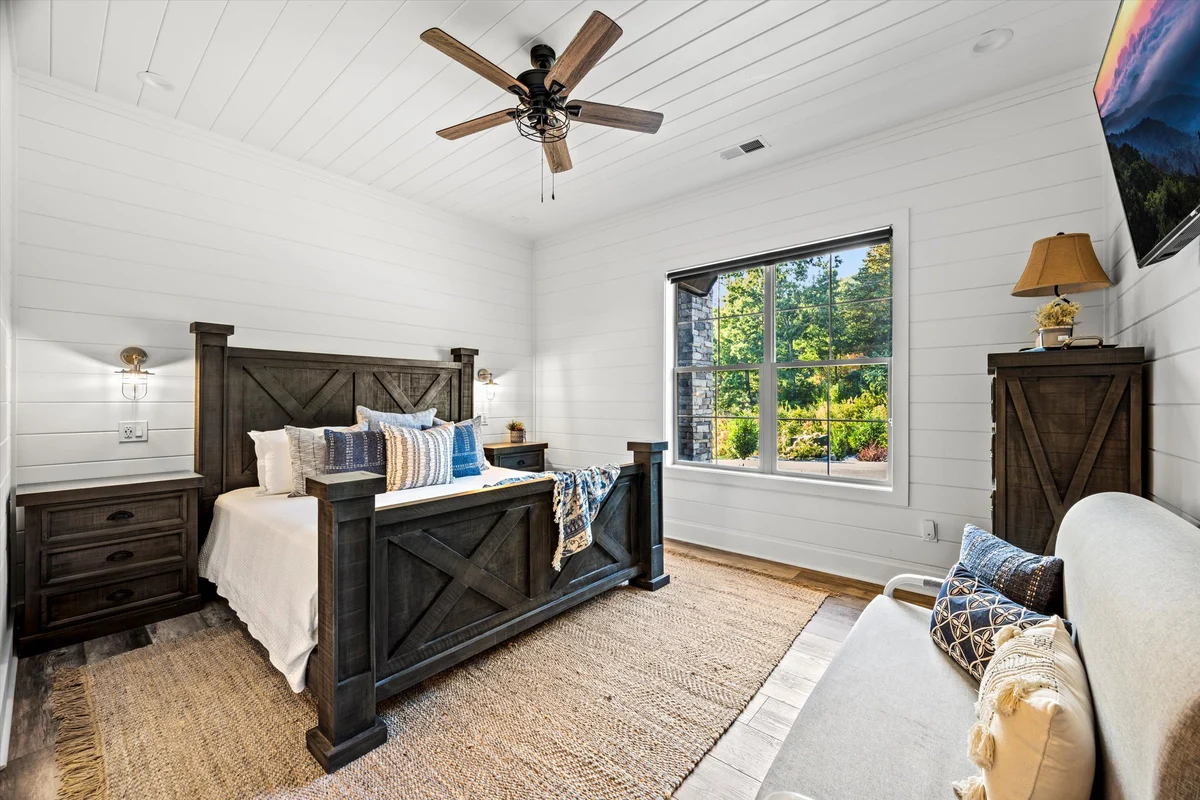 Firefly Mountain Retreat #132