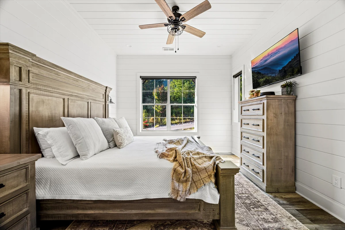 Firefly Mountain Retreat #107