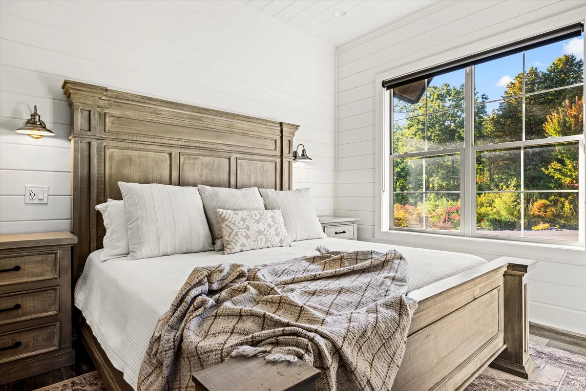 Firefly Mountain Retreat #126