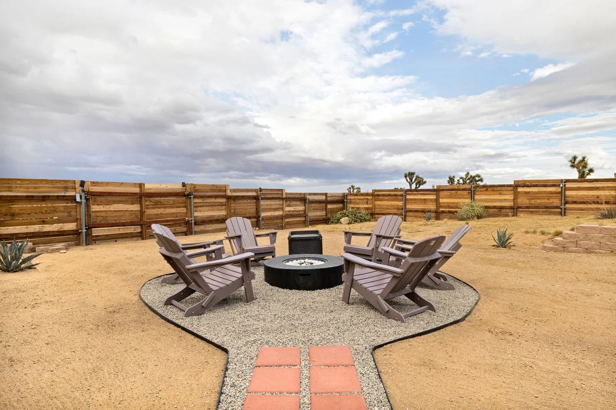 Pueblo Trail - Pueblo Villa #23