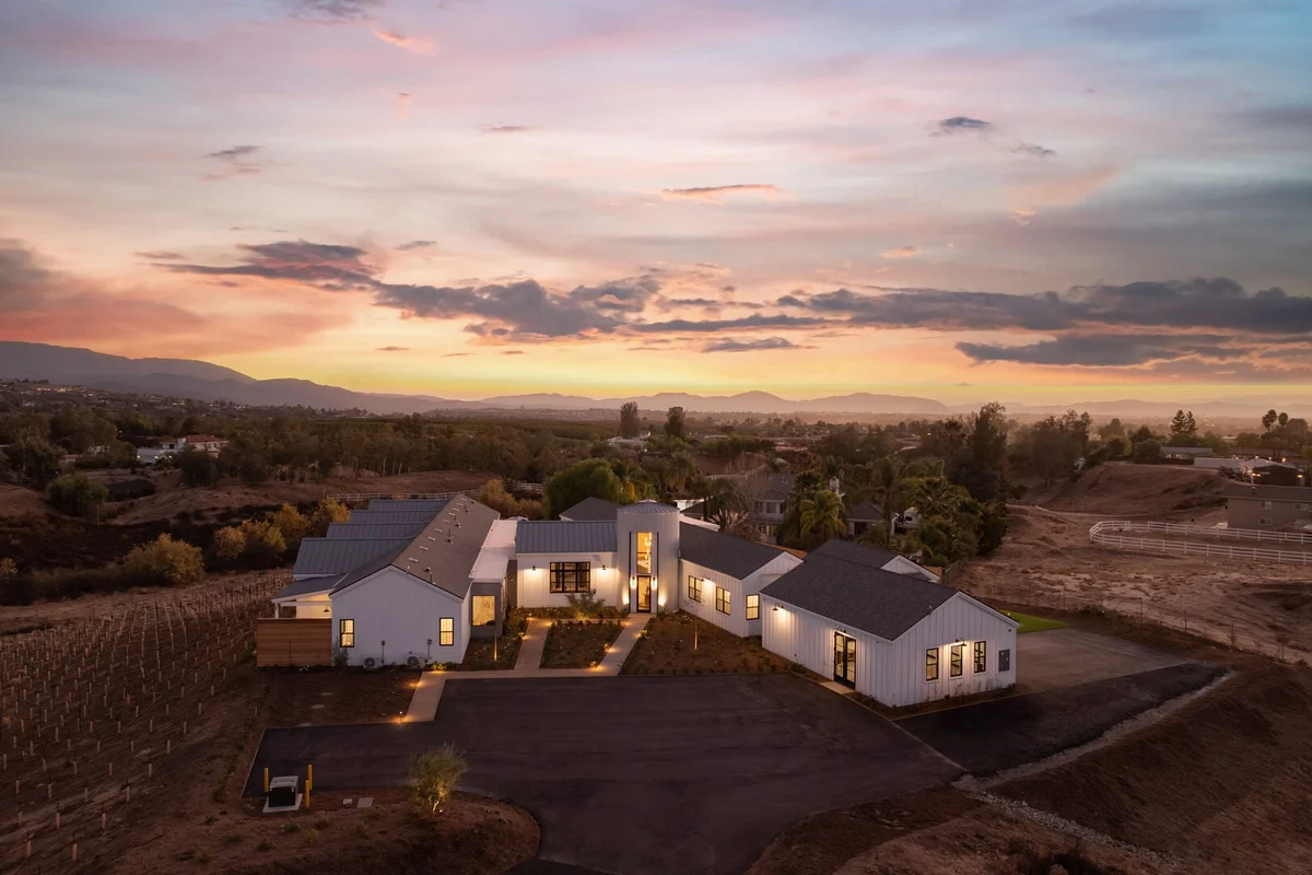 Corte Venture - Vintner's Village #140