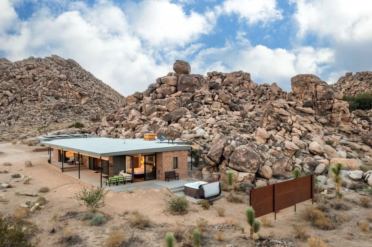 Cholla Trail - On The Rocks #103