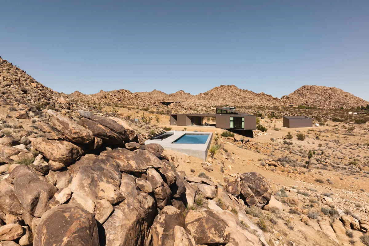 Desert Shadows 1 - Shadow House #109