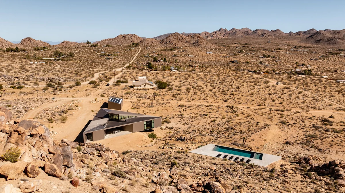 Desert Shadows 1 - Shadow House #85