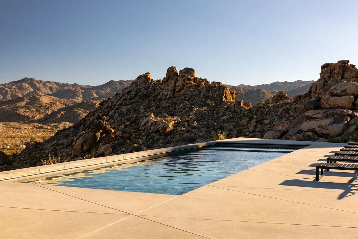 Desert Shadows 1 - Shadow House #59