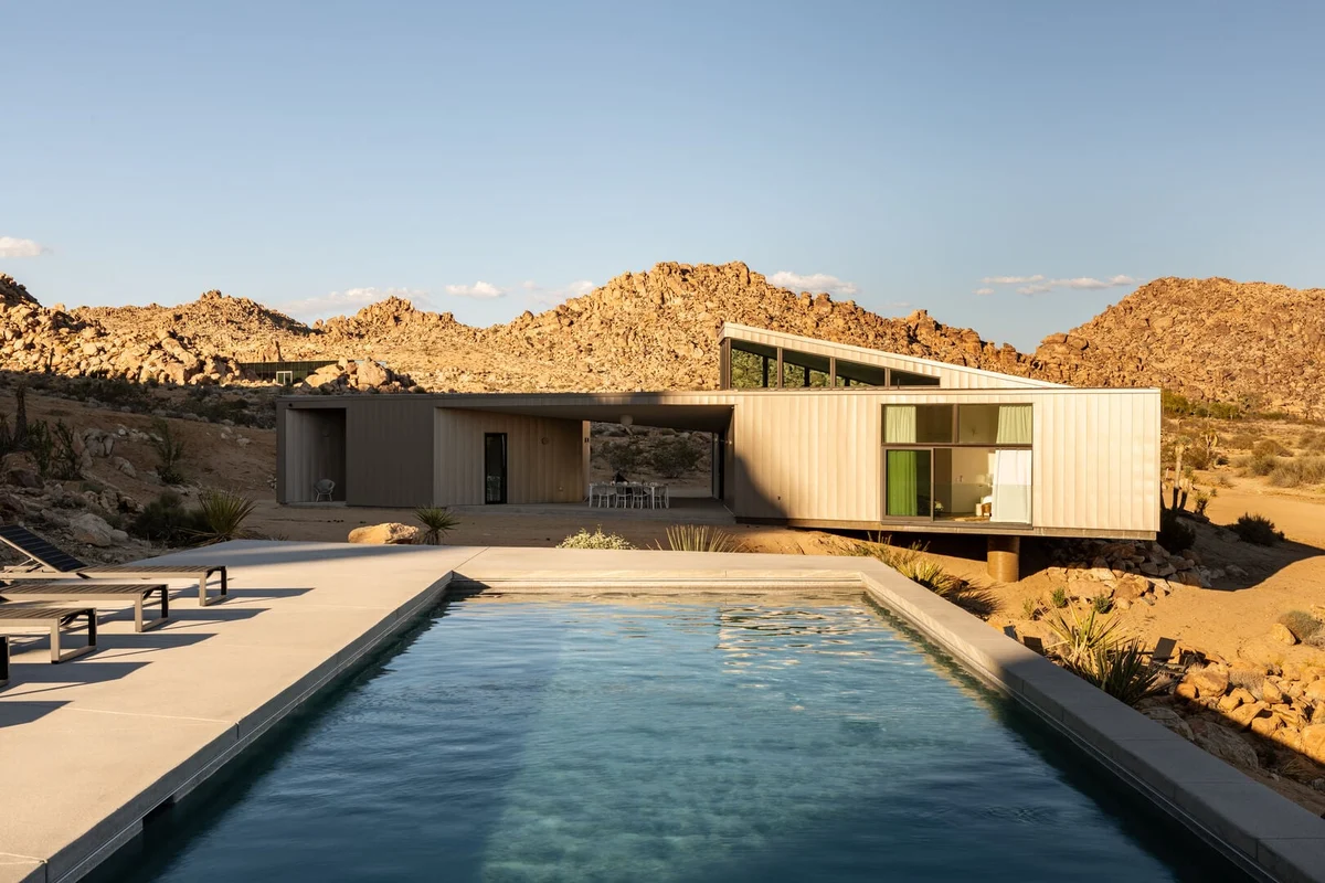 Desert Shadows 1 - Shadow House #81