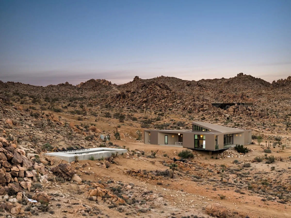 Desert Shadows 1 - Shadow House #53