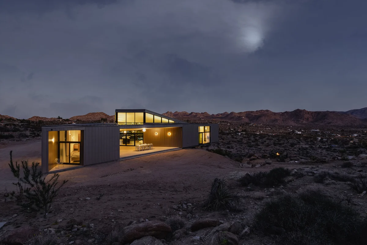 Desert Shadows 1 - Shadow House #110