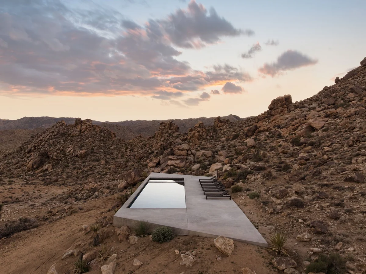 Desert Shadows 1 - Shadow House #61