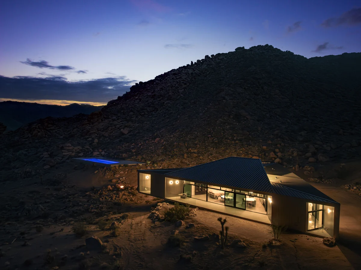 Desert Shadows 1 - Shadow House #112