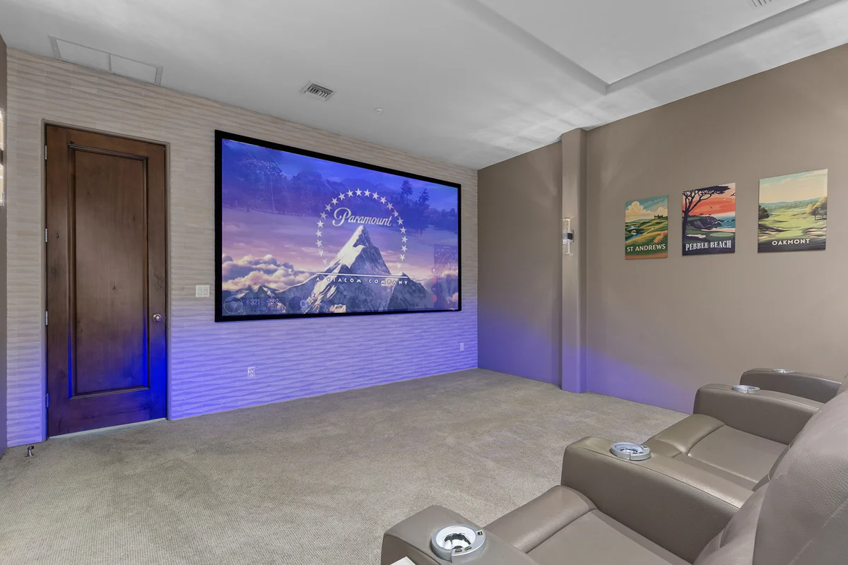 Home in Scottsdale property photo 5