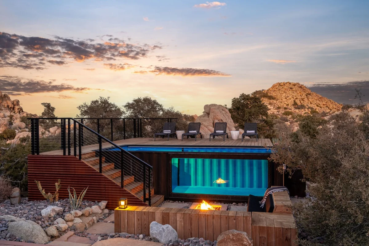 Acoma - Rock Reach House #65
