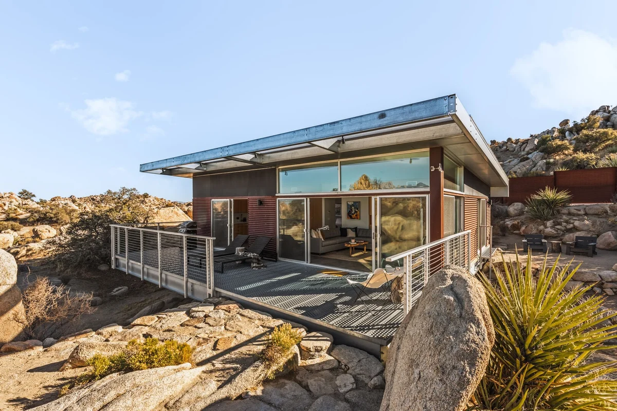 Acoma - Rock Reach House #62
